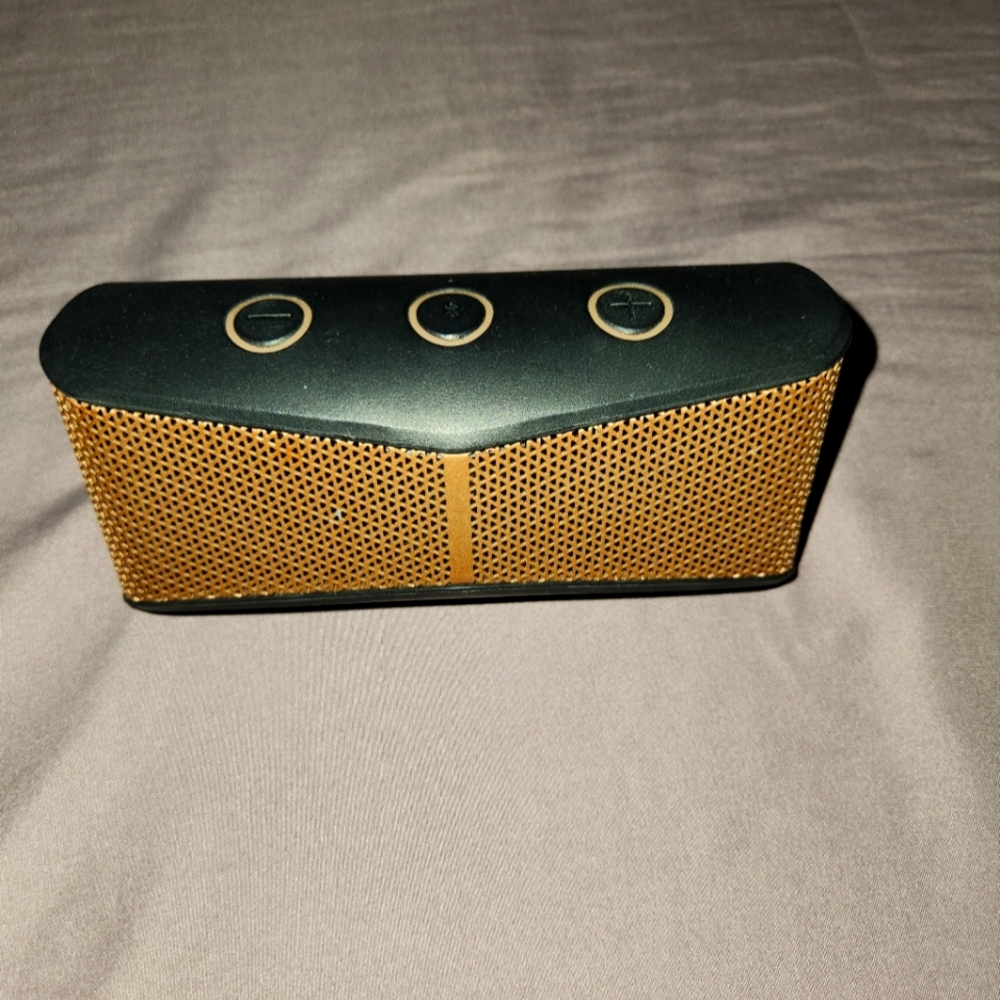 Logitech Portable Bluetooth Speaker - Black and Gold . Logitech X300 Series